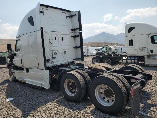 2018 Freightliner Cascadia 125