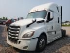 2020 Freightliner Cascadia 126