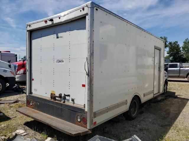 2021 Ford Econoline E350 Super Duty Cutaway Van