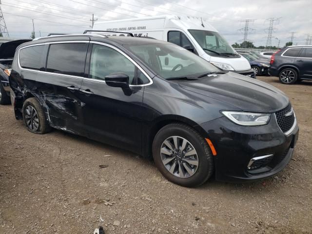 2021 Chrysler Pacifica Hybrid Touring L