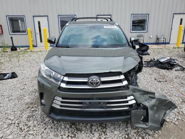 2017 Toyota Highlander Limited