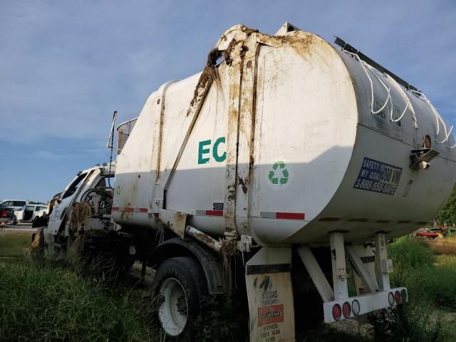 2003 Freightliner M2 106 Medium Duty