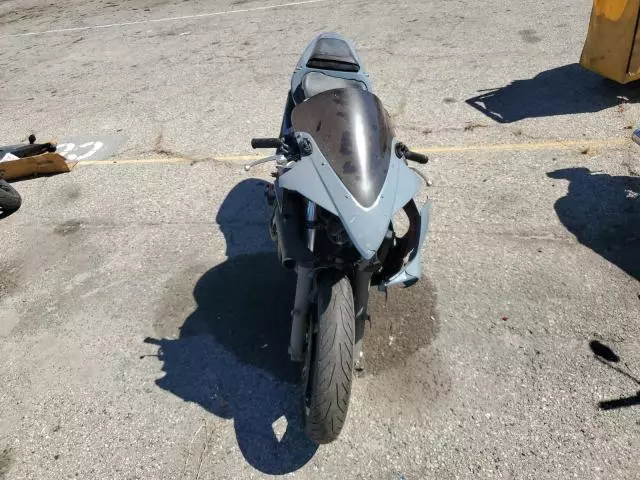 2002 Honda CBR600 F4