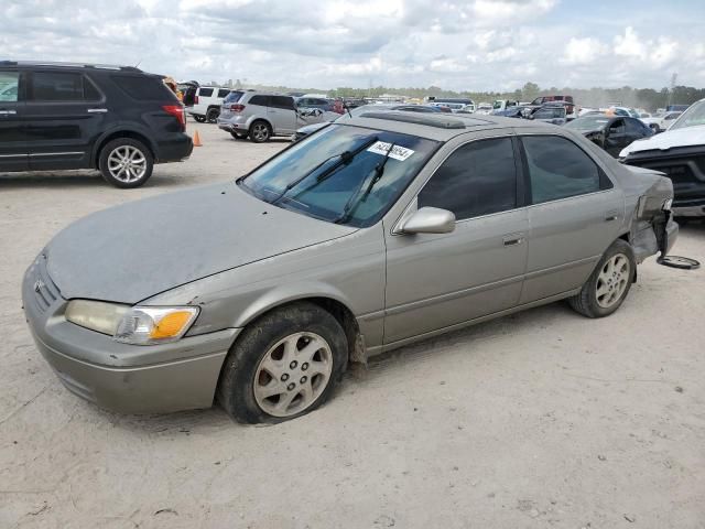 1999 Toyota Camry LE