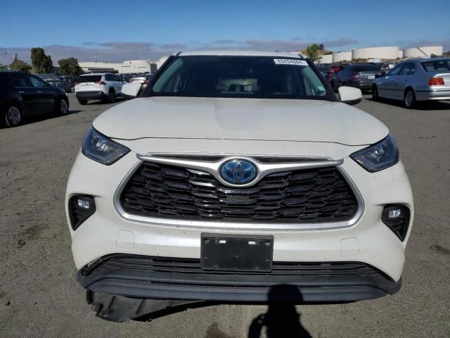 2020 Toyota Highlander Hybrid LE