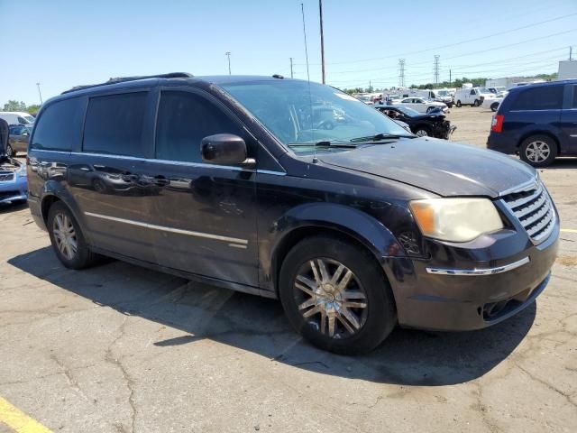 2010 Chrysler Town & Country Touring