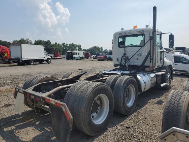 2013 Mack 600 CXU600