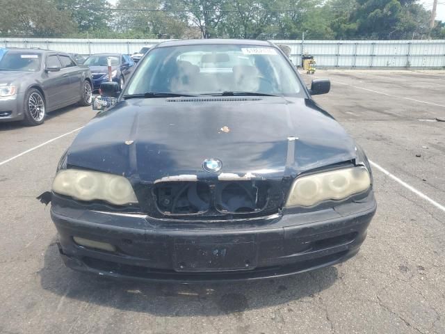 2000 BMW 323 I