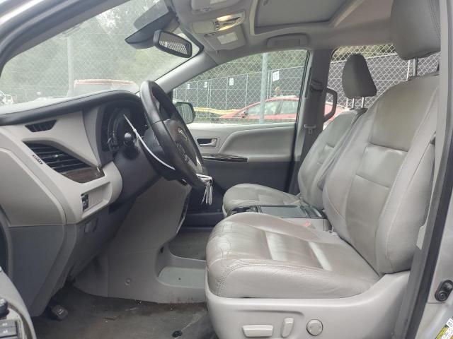 2018 Toyota Sienna XLE