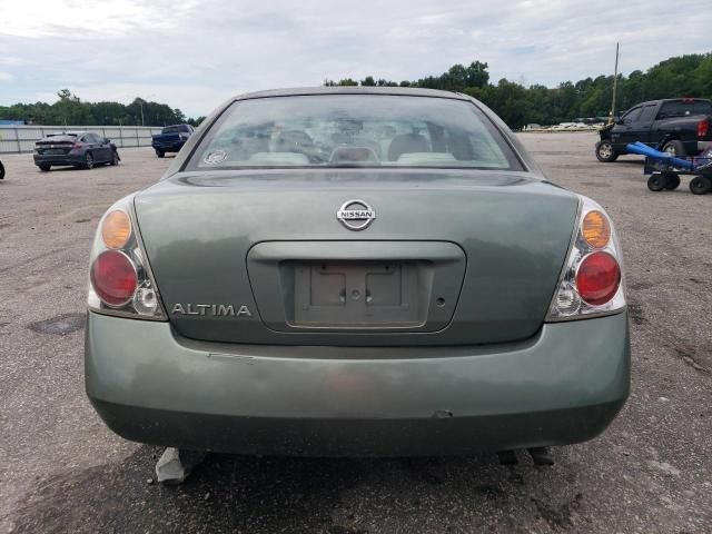 2003 Nissan Altima Base