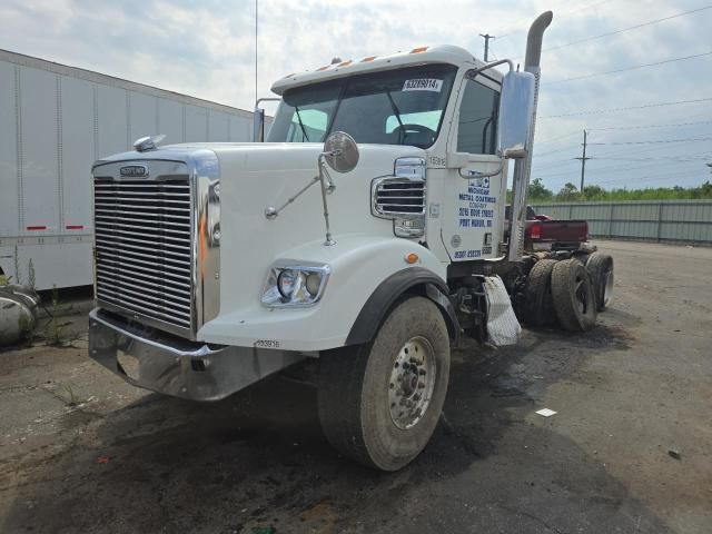 2016 Freightliner 122SD