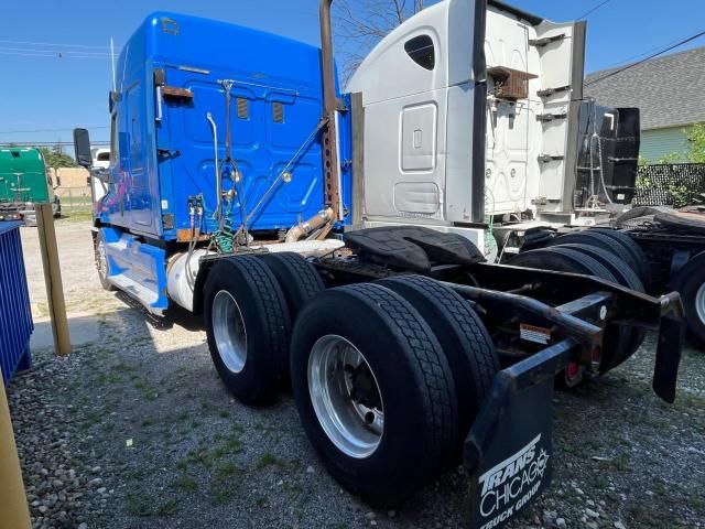 2012 Freightliner Cascadia 125