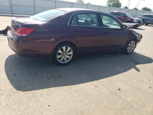 2005 Toyota Avalon XL