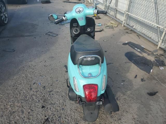 2021 Genuine Scooter Co. Buddy Kick