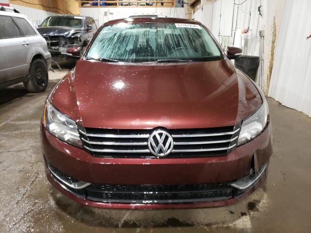 2013 Volkswagen Passat SE