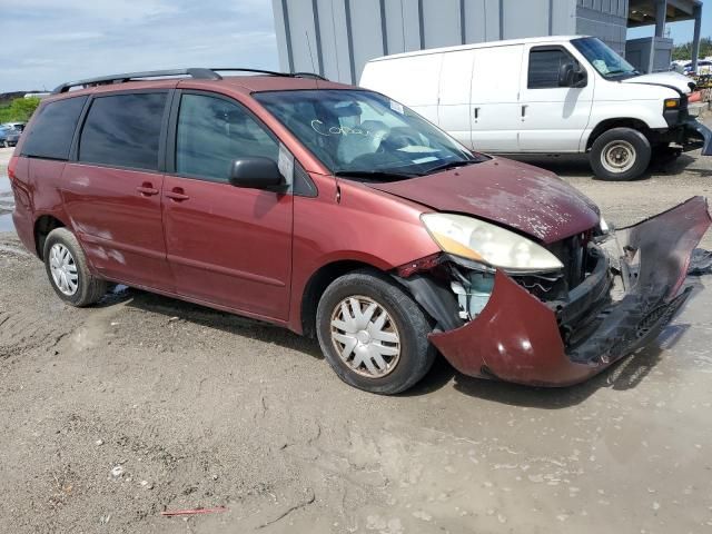 2010 Toyota Sienna CE