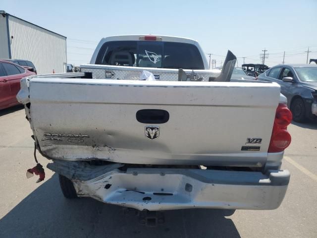 2007 Dodge Dakota Quad SLT