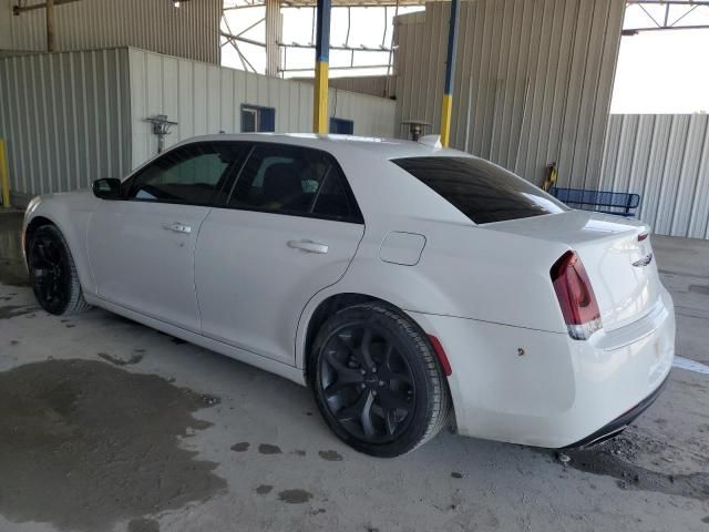 2022 Chrysler 300 Touring