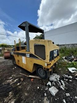 Salvage trucks for sale at Homestead, FL auction: 2007 Caterpillar APS150