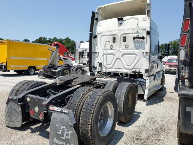 2014 Freightliner Cascadia 125