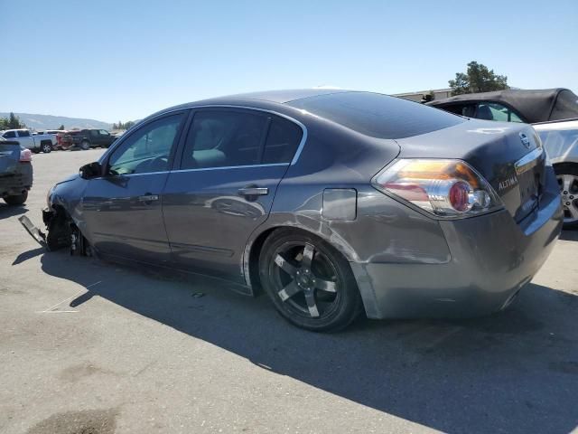 2010 Nissan Altima Base