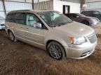 2014 Chrysler Town & Country Touring L