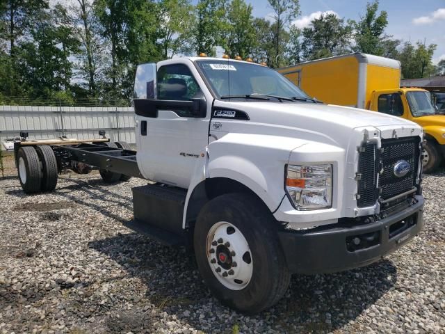 2022 Ford F750 Super Duty