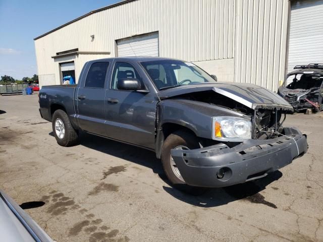 2005 Dodge Dakota Quad SLT