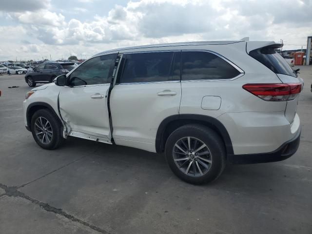 2018 Toyota Highlander SE