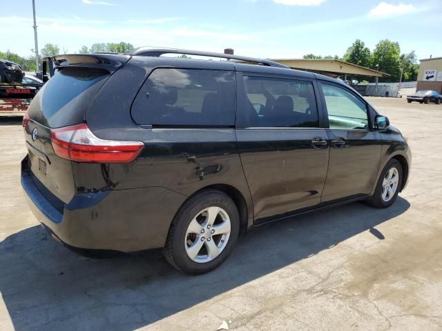 2015 Toyota Sienna LE