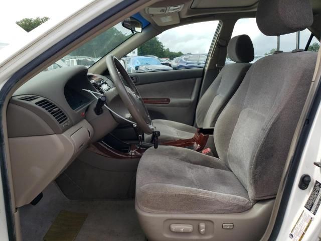 2004 Toyota Camry LE