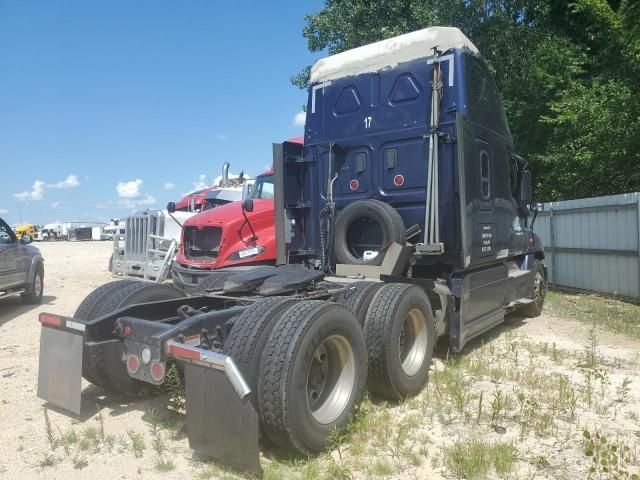 2017 Freightliner Cascadia 125