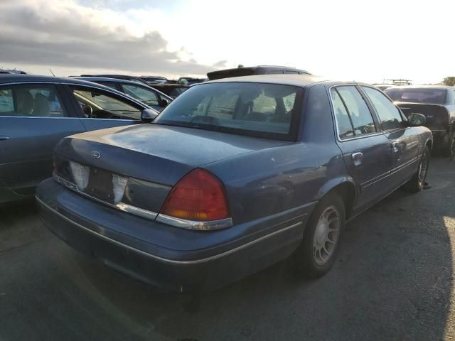 1998 Ford Crown Victoria LX