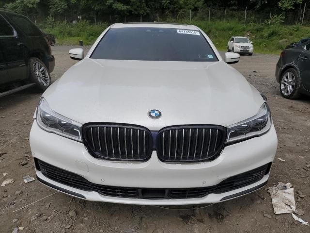 2018 BMW 750 XI