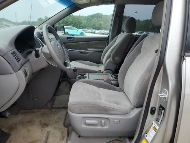 2007 Toyota Sienna CE