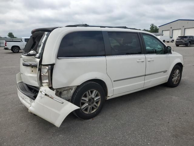 2010 Chrysler Town & Country Touring