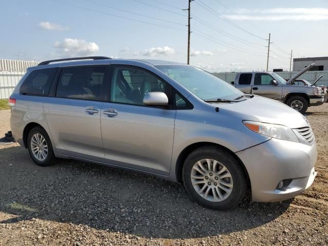 2012 Toyota Sienna XLE