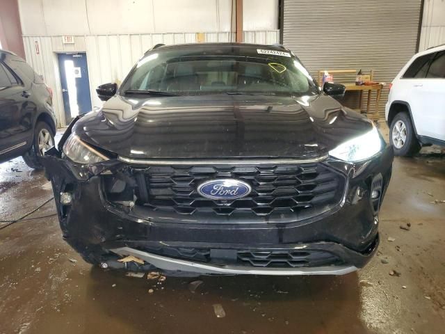 2023 Ford Escape ST Line Select