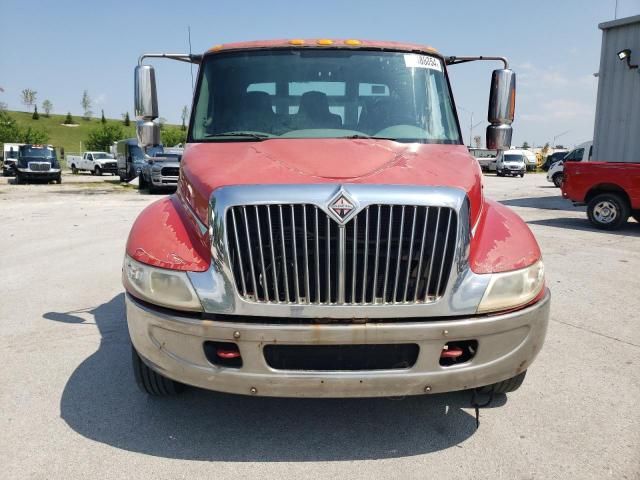 2002 International 4000 4300