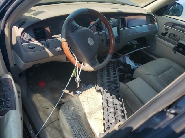 2004 Lincoln Town Car Ultimate