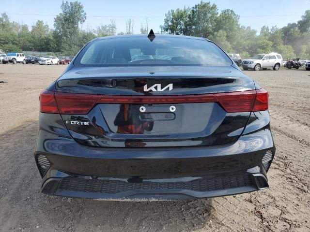 2023 KIA Forte LX