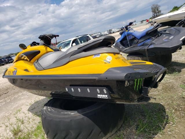 2013 Yamaha Jetski