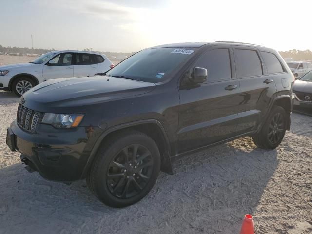 2020 Jeep Grand Cherokee Laredo