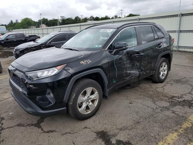 2020 Toyota Rav4 XLE