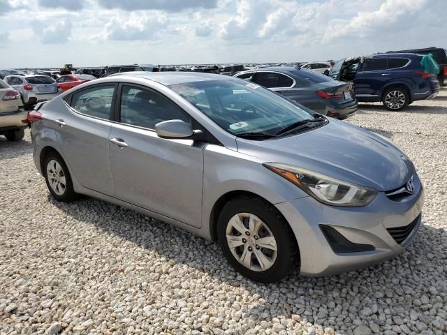 2016 Hyundai Elantra SE