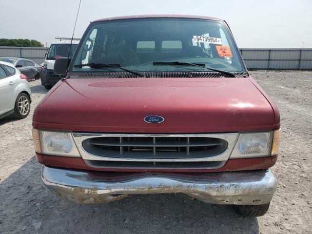 2001 Ford Econoline E350 Super Duty Wagon