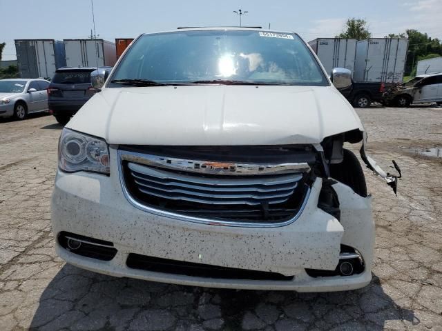 2012 Chrysler Town & Country Limited