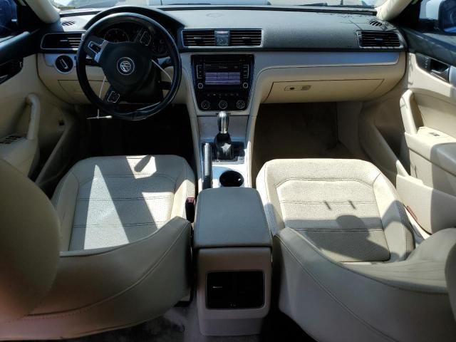 2013 Volkswagen Passat SE