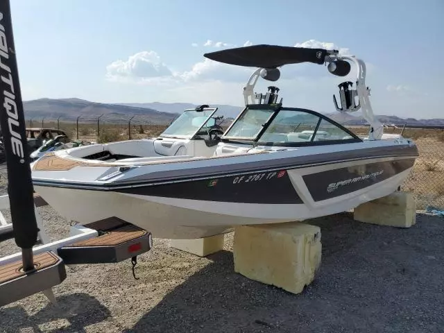 2017 Nautica Boat