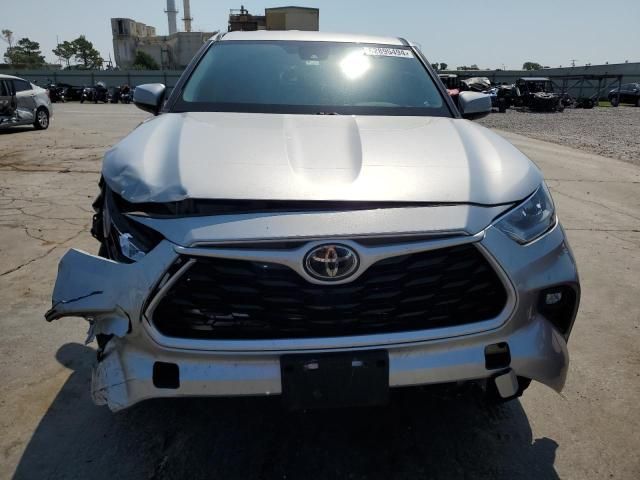 2020 Toyota Highlander L